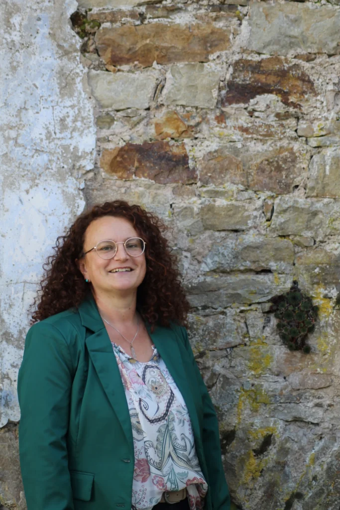 Sängerin und Rednerin Nicole Steinmann – Worte und Melodien